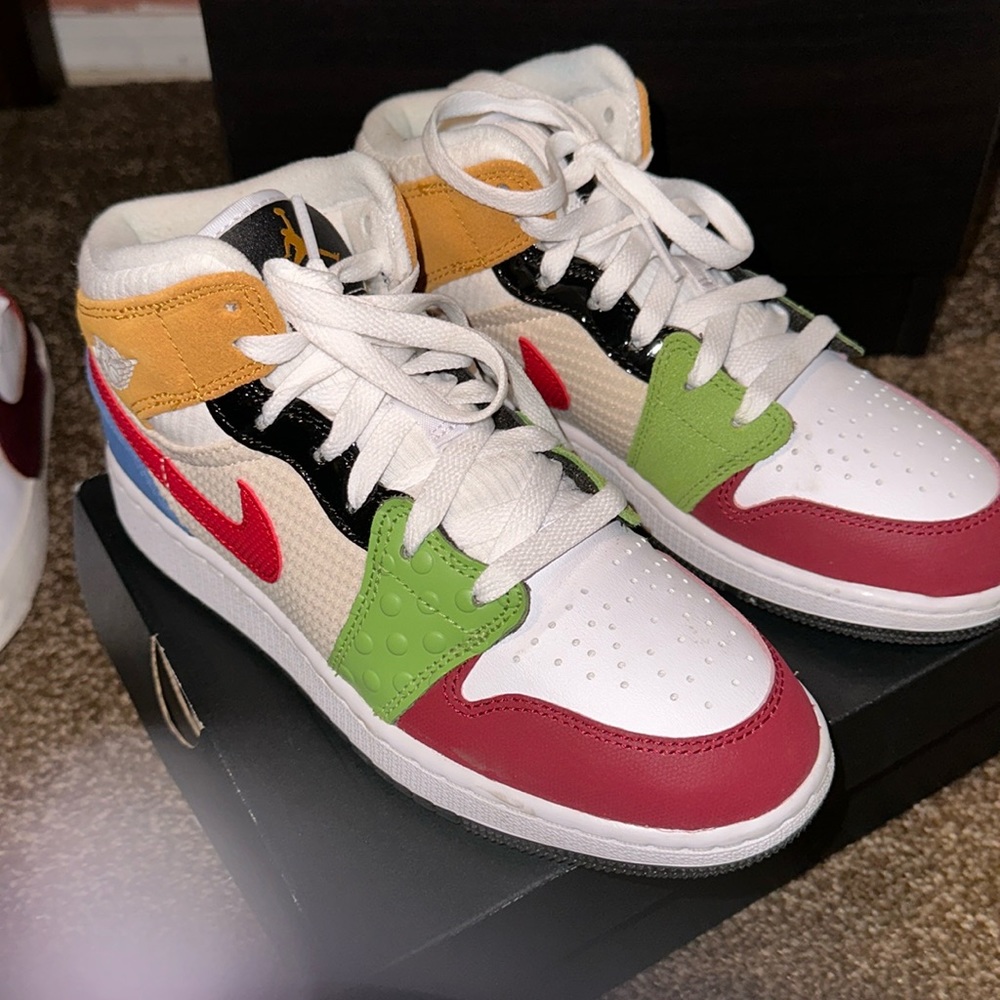 Air Jordan 1 Mid